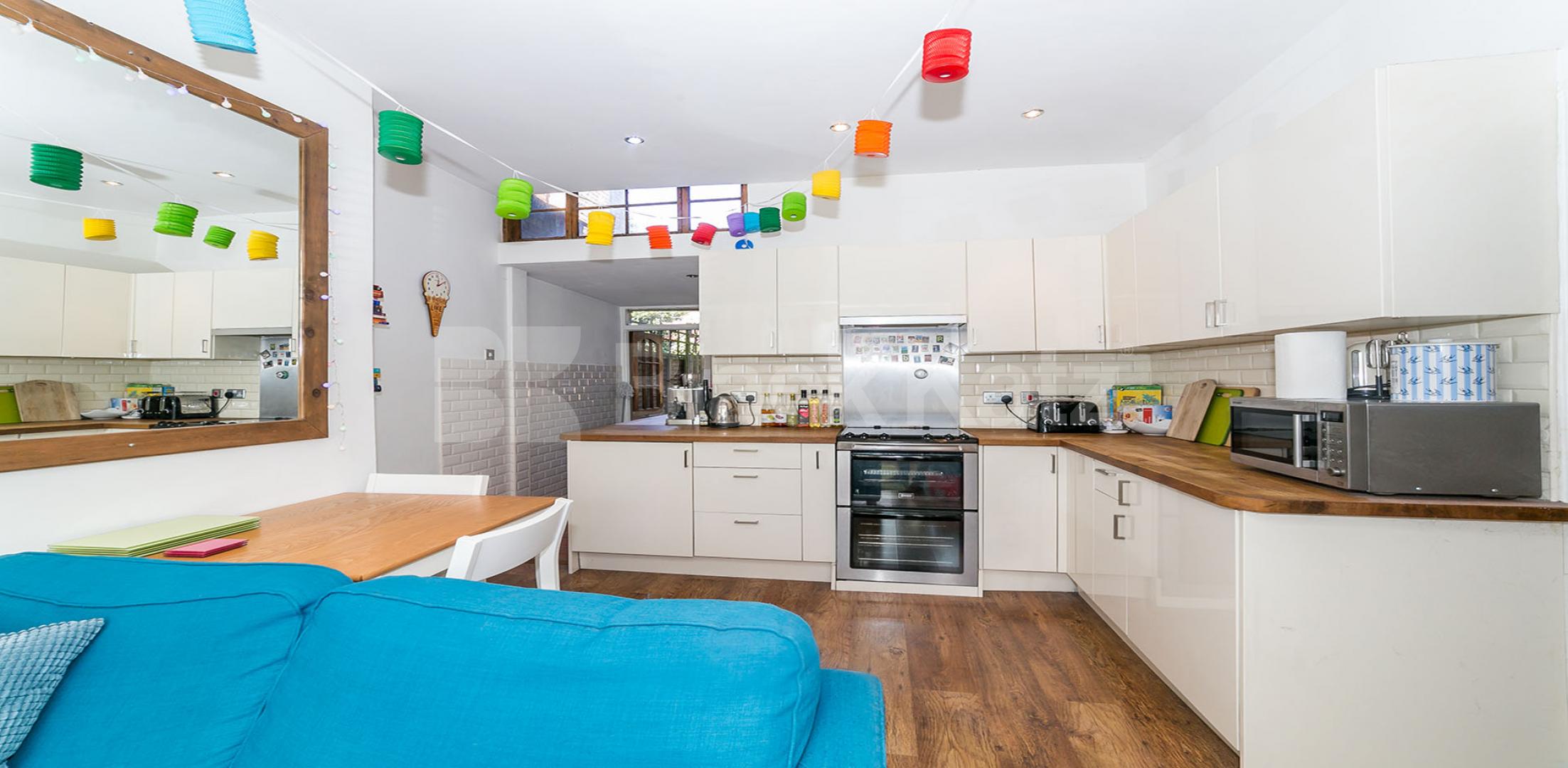 			2 BED GARDEN FLAT, 2 Bedroom, 1 bath, 1 reception Ground Floor Flat			 Hawthorn Road, Crouch End